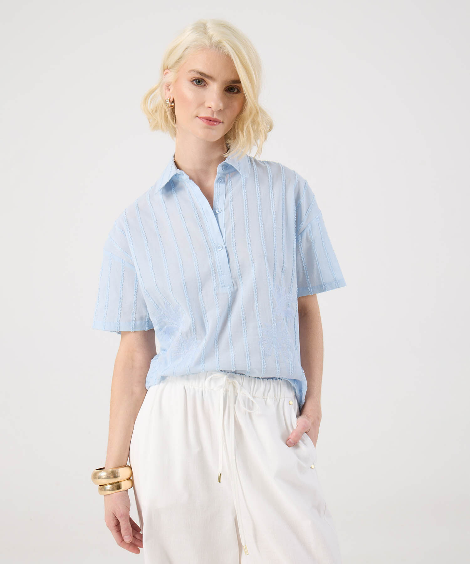 Camisa Manga Corta Bordada