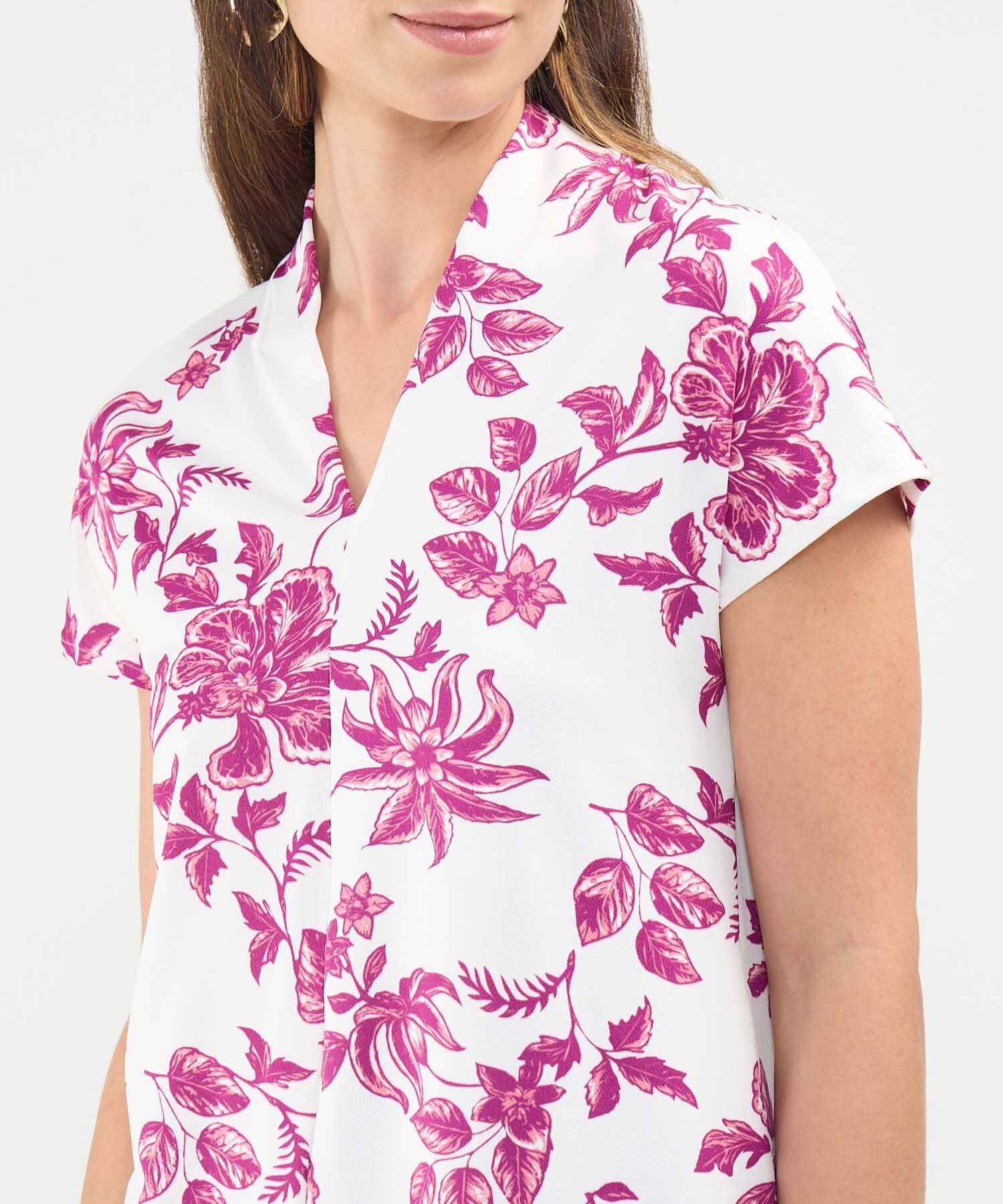 Camiseta Estampada Cuello en V