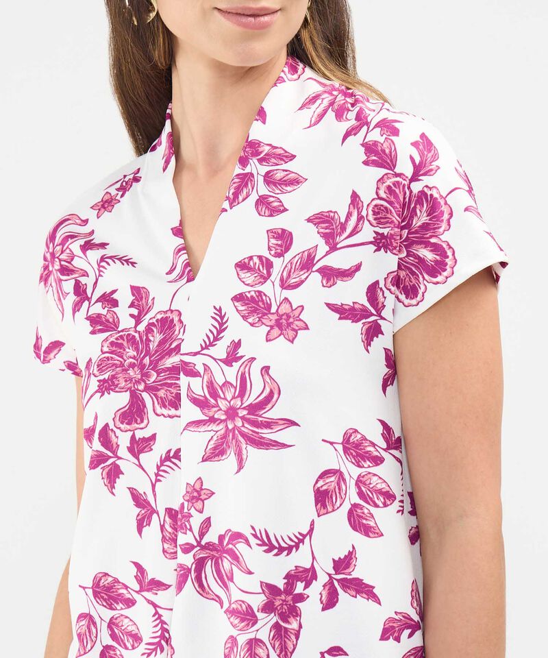 Camiseta Estampada Cuello en V