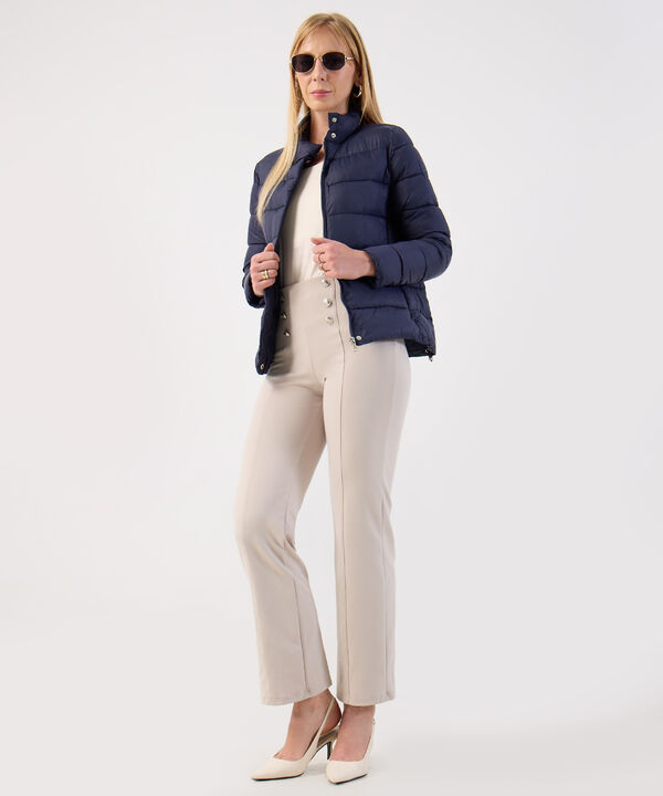 Chaqueta Acolchada de Cuello Alto