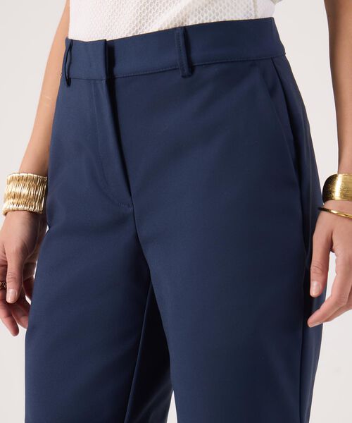 Bermuda unicolor con prense  image number null