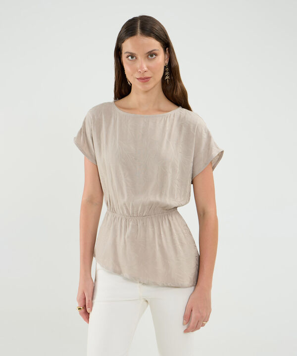 Blusa Manga Corta Ruedo Asimetrico Para Mujer image number null