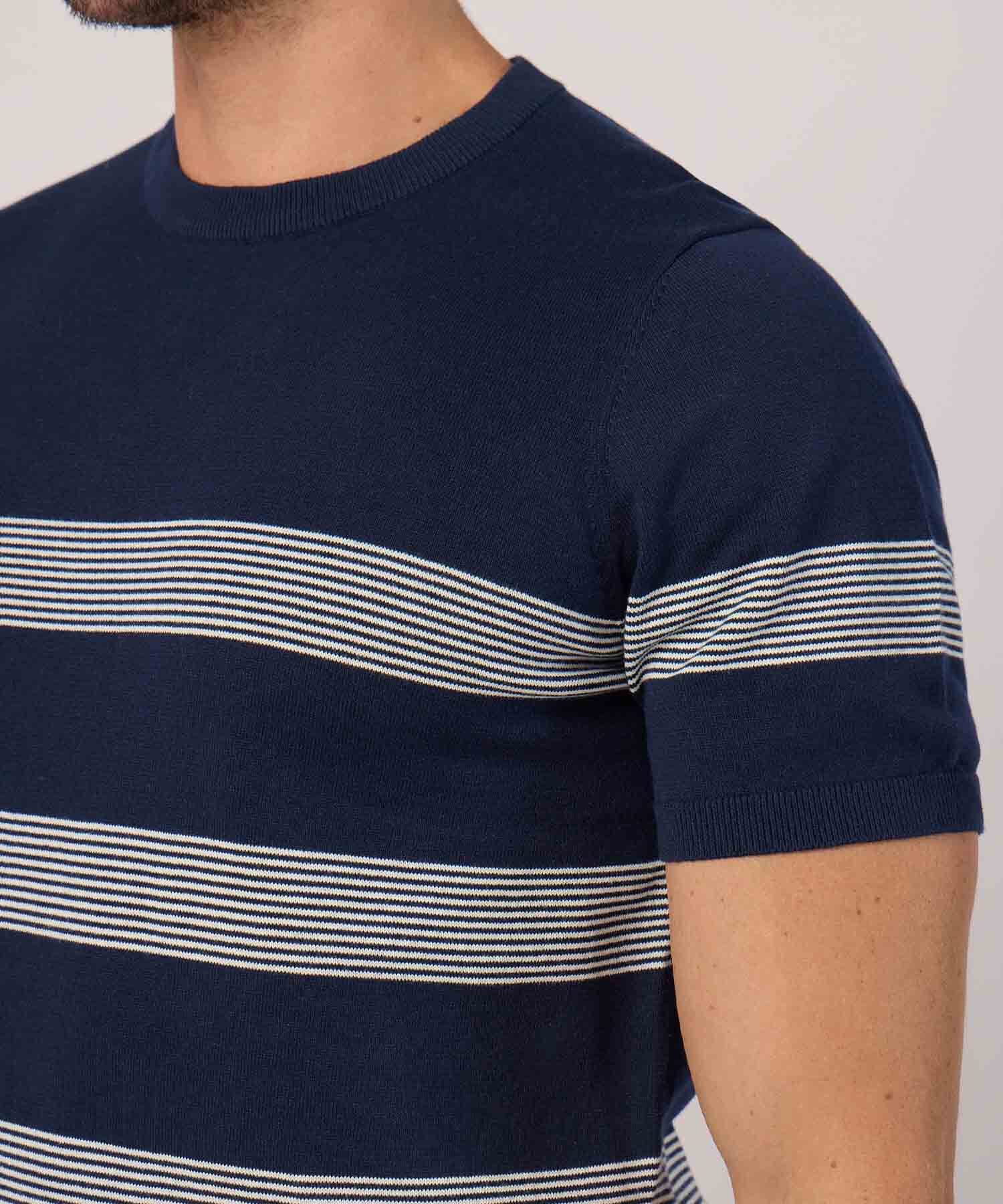 Camiseta A Rayas Manga Corta 