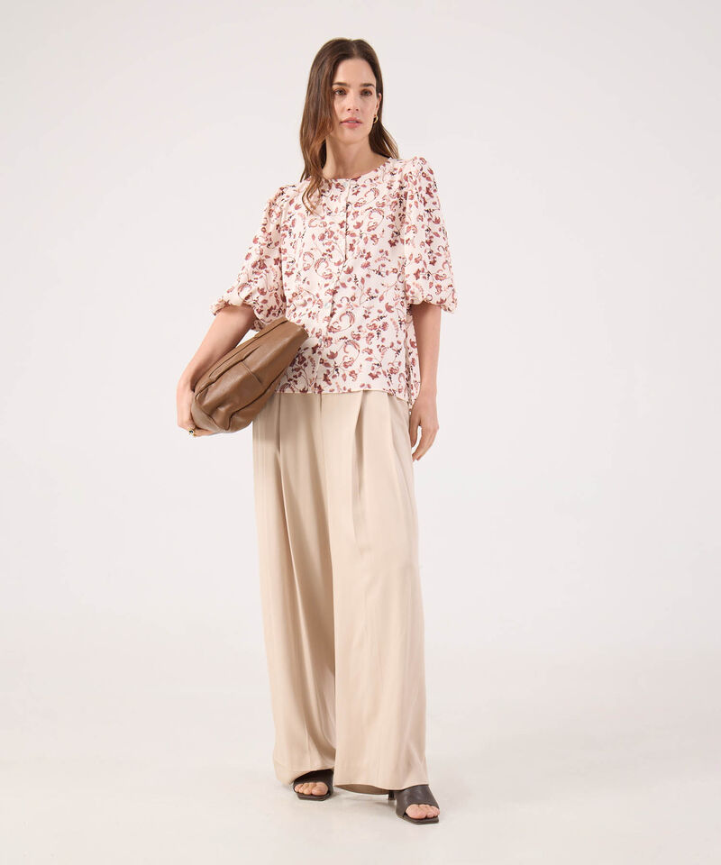 Blusa Con Estampado Y Botonadura 