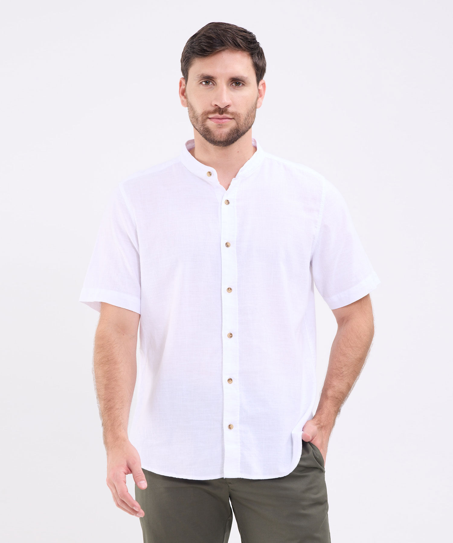 Camisa manga corta unicolor para hombre