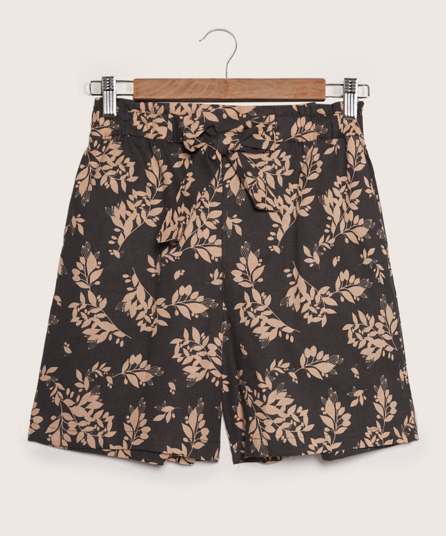 Bermuda Estampada Con Elástico En Pretina, Cinturón Para Anudar Y Bolsillos Laterales