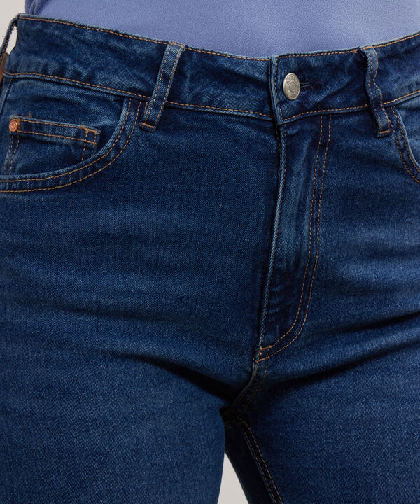 Jean Straight Tono Azul  Oscuro