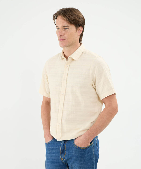 Camisa Manga Corta Con Textura image number null