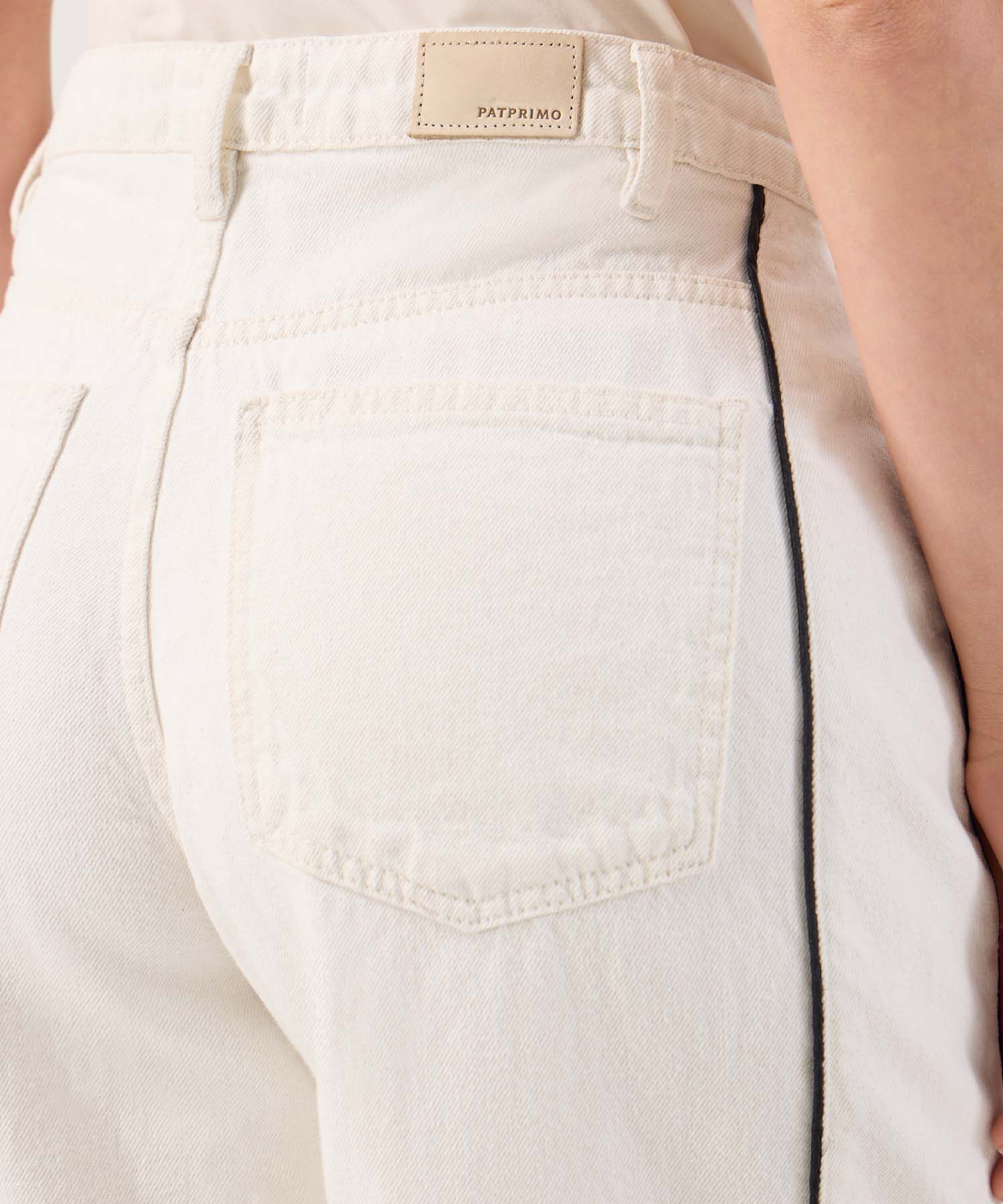 Jeans Wide Leg Tono Claro