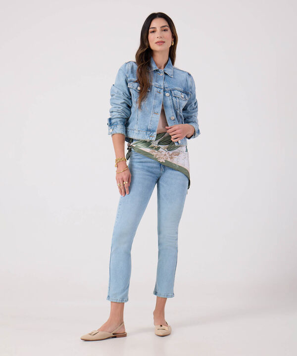 Chaqueta Trucker Tono Azul Claro 