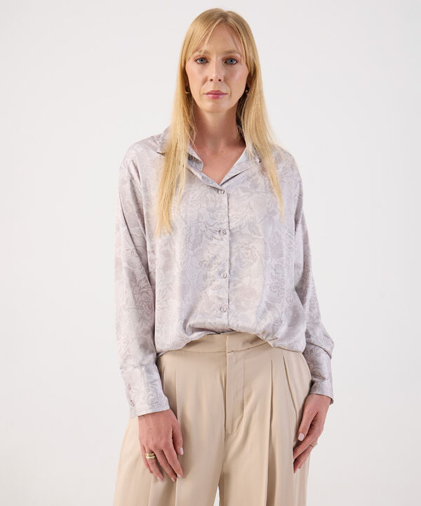 Blusa Satinada Floral Mujer image number null