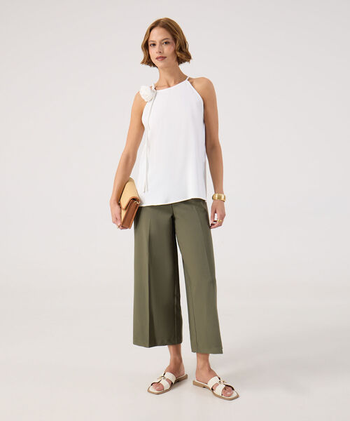 Blusa unicolor con detalle en hombro  image number null