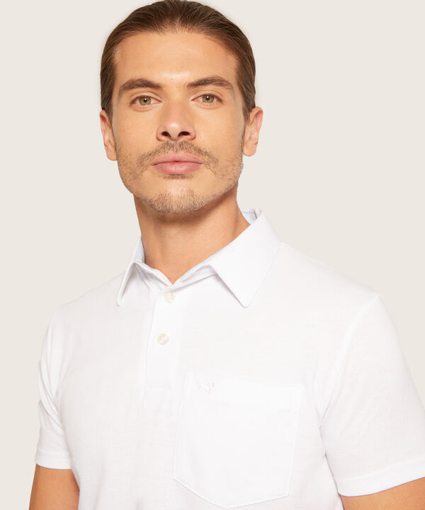 Polo Cuello Duro Con Bolsillo