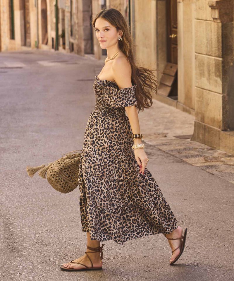 Vestido Midi Nido De Abeja Y Vuelos Mujer