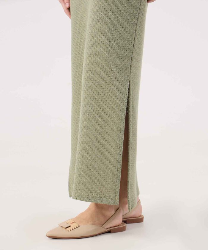 Falda Texturizada Con Abertura