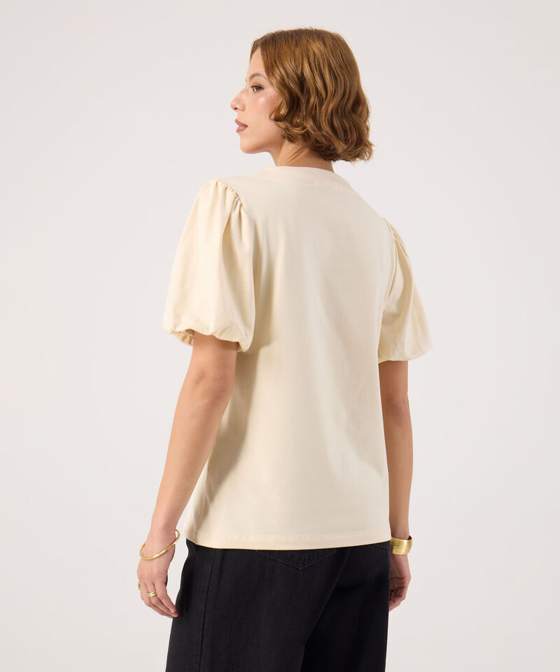 Camiseta unicolor bordada 