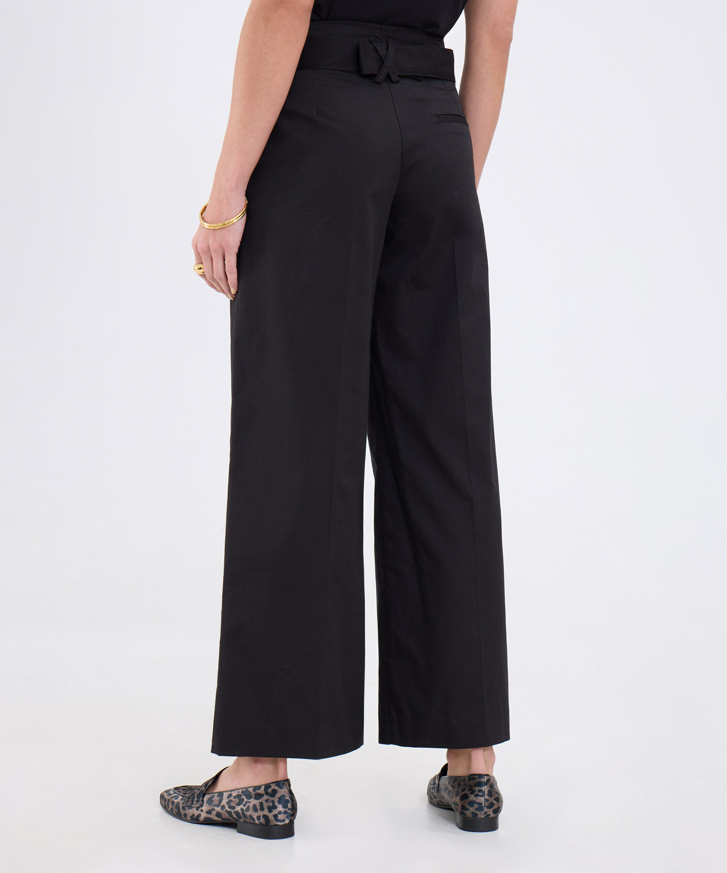 Pantalon Con Cinturon Incluido