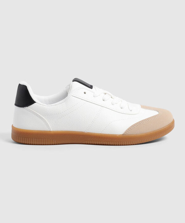 Tenis