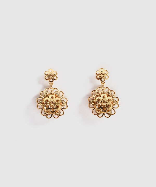 Aretes